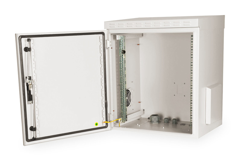 IP55 rack panels for outdoor and industrial applications