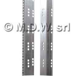 19&quot; 6U rack step uprights, 2 pieces per pack